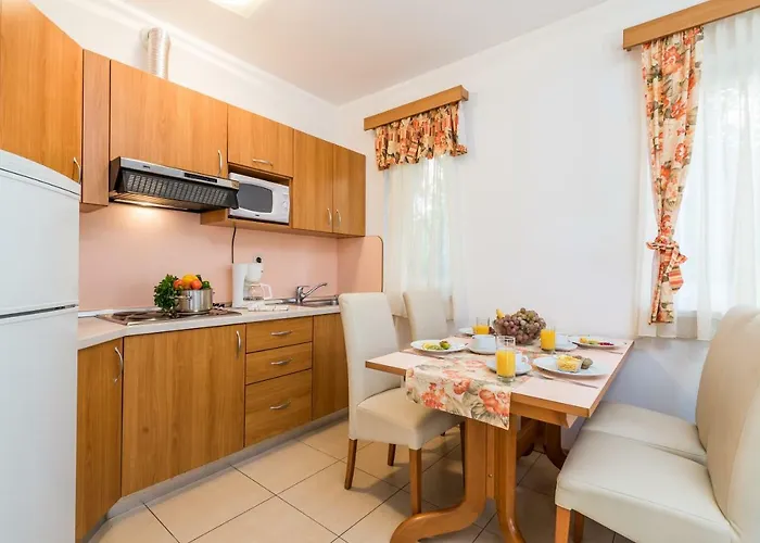 Rab Apartament *